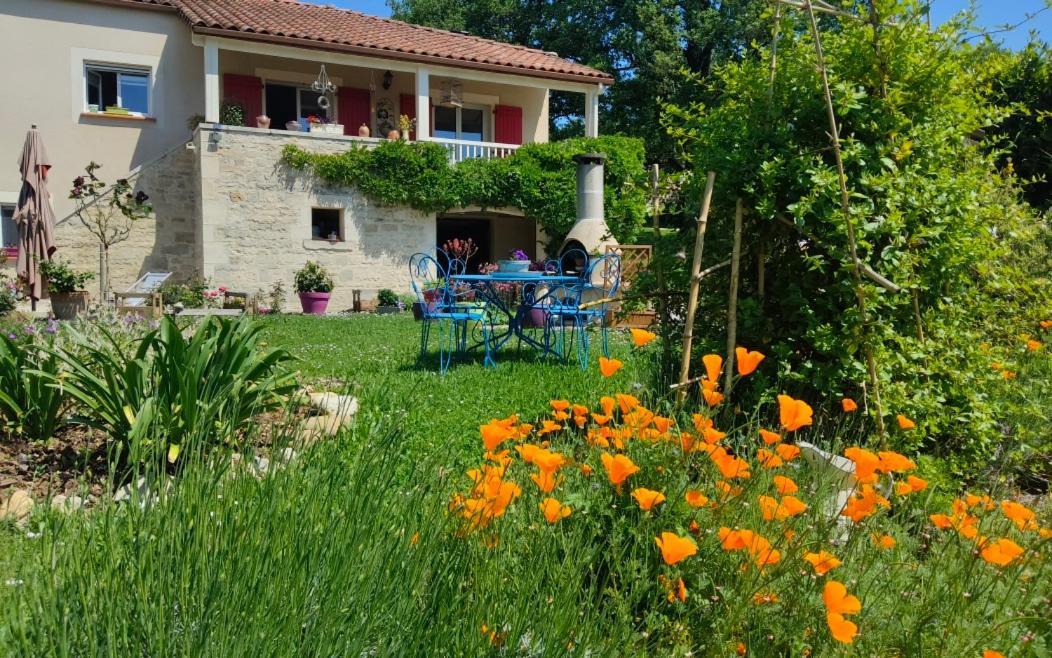 Bed and Breakfast Le Colombie Gouleme Concores Esterno foto